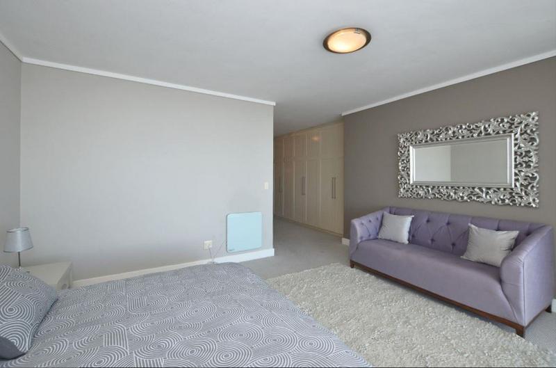2 Bedroom Property for Sale in Bloubergstrand Western Cape